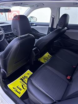 فولكسفاغن تاوس